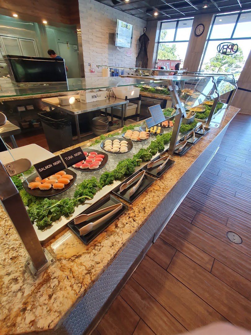 Family-friendly restaurant interior with plenty of table seating.